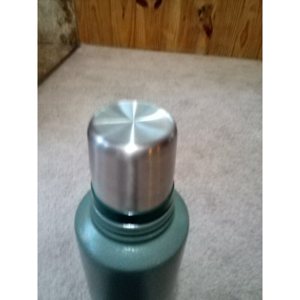 Stanley Aladdin 2 Qt Green Thermos - Picture 6 of 10